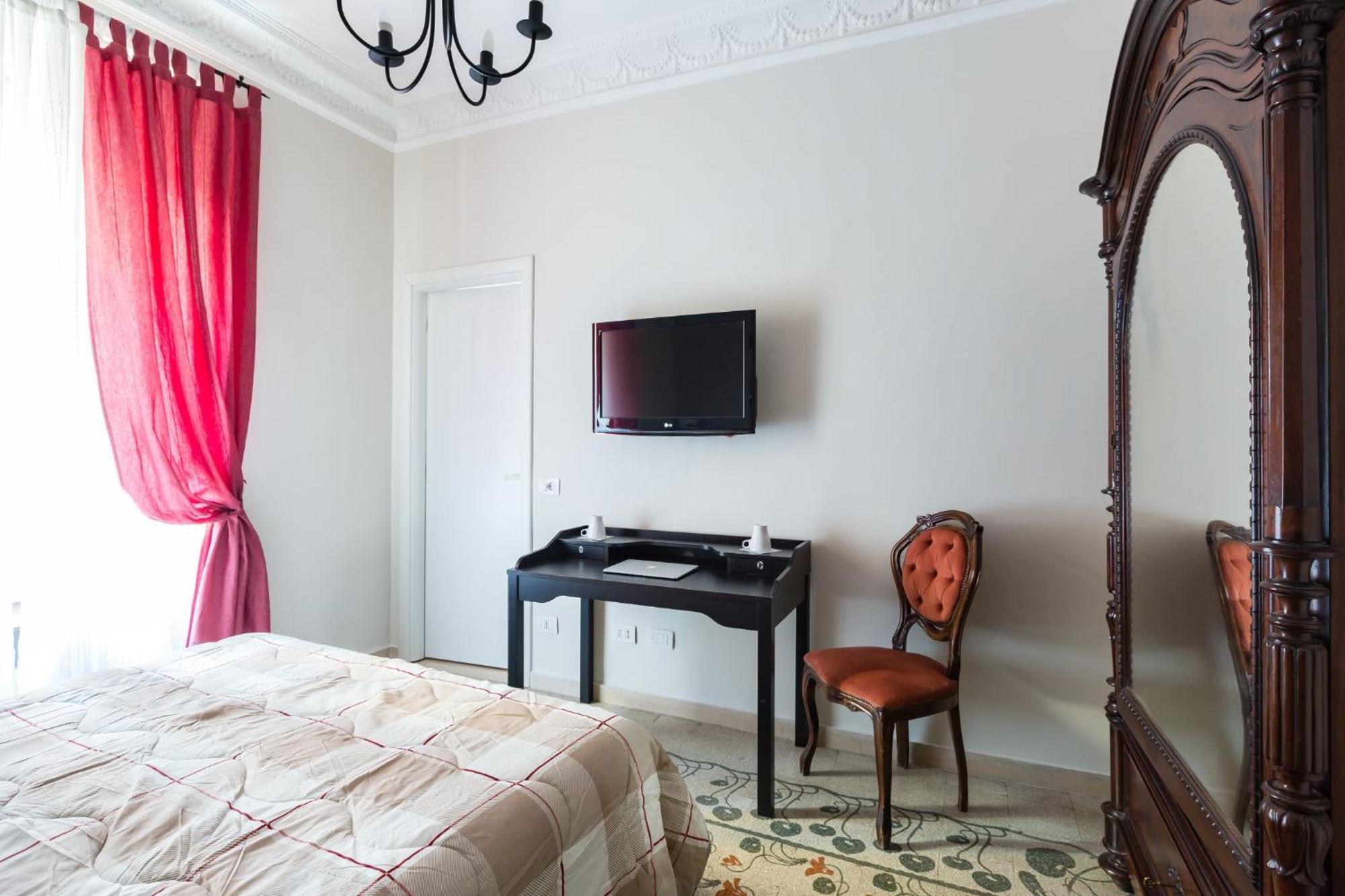 Calamatta Guest house 2*